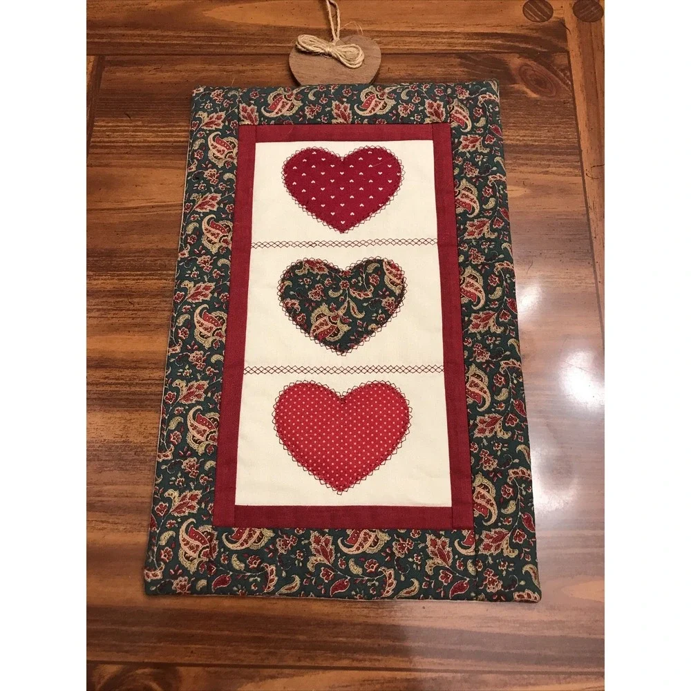 fabric applique‎ country Wall Hangings Apples Hearts